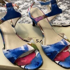 FRANCO SARTO FABRIC PRINT SHOE SIZE 7.5